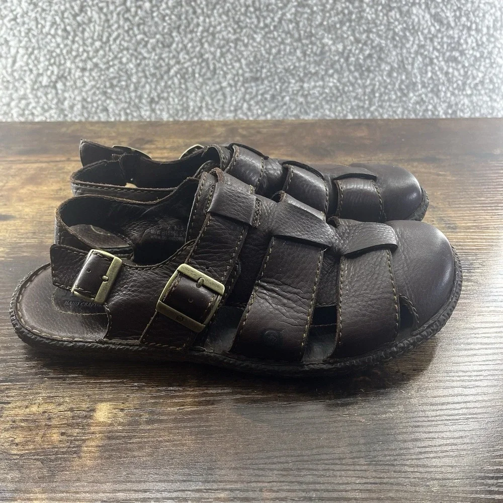 Born Fisherman Sandals Dark Brown Leather Men's Size 9 Buckle Closed Toe Vintage